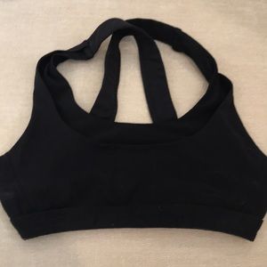Black sports bra